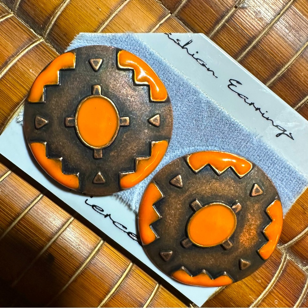 Vintage dead stock pierced brown and orange tribal print earrings